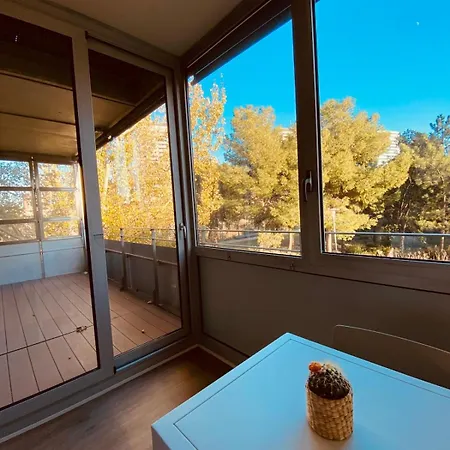 Bright & Fully Equipped 2br Apartment, 3 Min From Beach, Surrounded By Parks * Barcelona