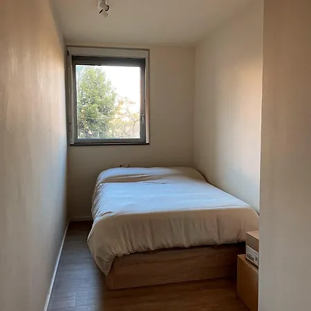 Bright & Fully Equipped 2br Apartment, 3 Min From Beach, Surrounded By Parks Apartment Barcelona