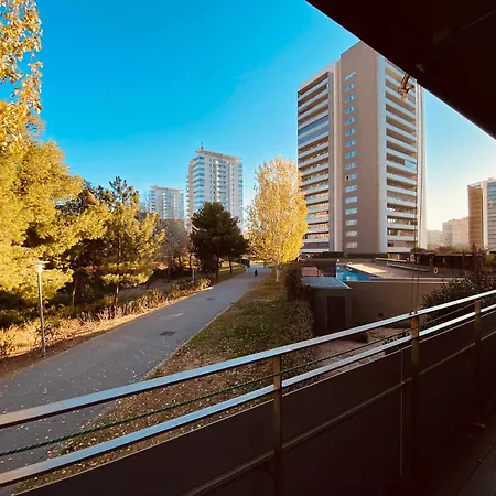 Bright & Fully Equipped 2br Apartment, 3 Min From Beach, Surrounded By Parks * Barcelona